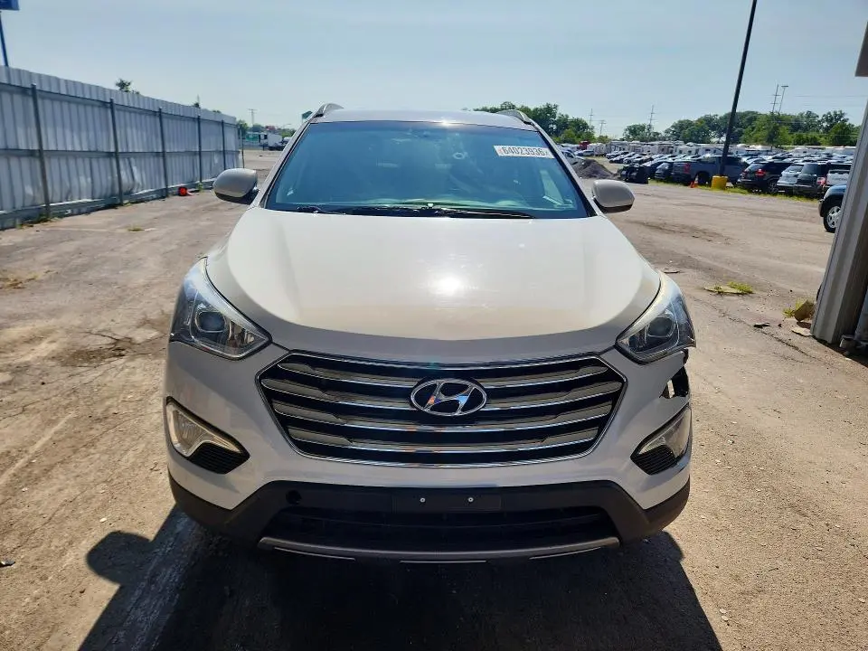 2016 HYUNDAI SANTA FE SE  
