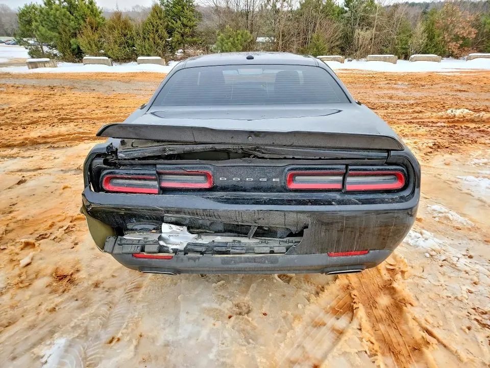 2018 DODGE CHALLENGER SXT  