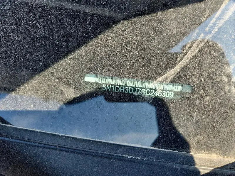 2025 NISSAN PATHFINDER PLATINUM  