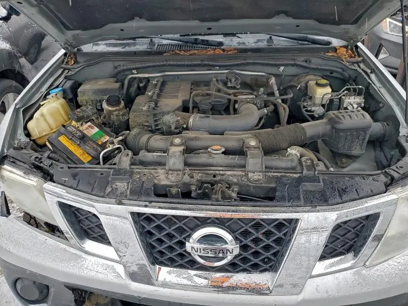 2015 NISSAN FRONTIER S  