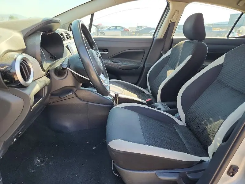 2020 NISSAN VERSA SV  