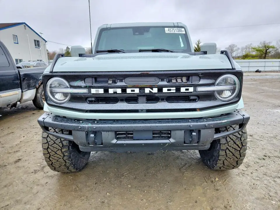 2024 FORD BRONCO OUTER BANKS  