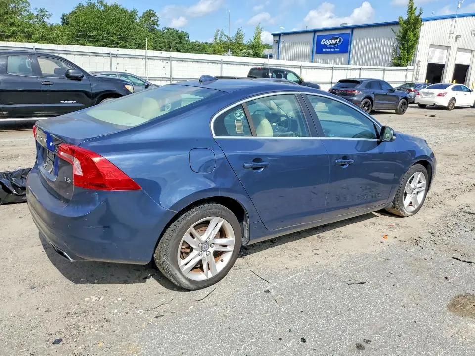 2015 VOLVO S60 PLATINUM  