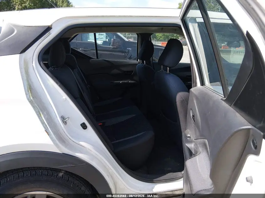 2020 NISSAN KICKS S XTRONIC CVT