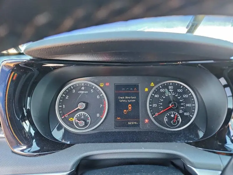 2023 KIA K5 GT LINE  