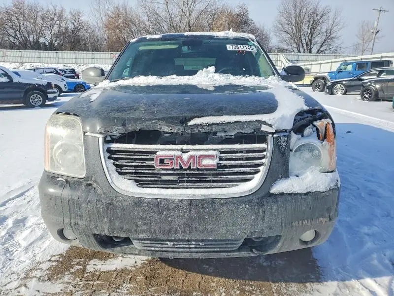 2013 GMC YUKON XL K1500 SLT  
