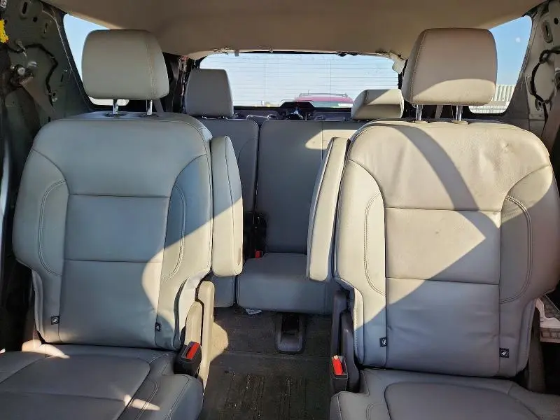 2019 CHEVROLET TRAVERSE LT  