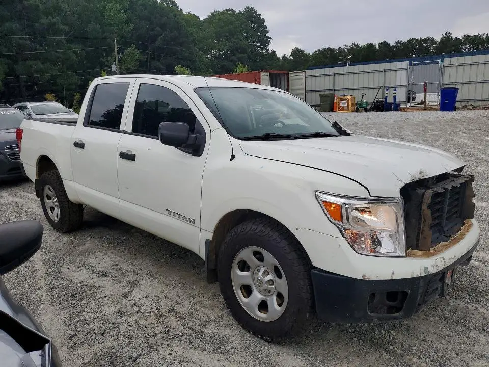 2018 NISSAN TITAN S  