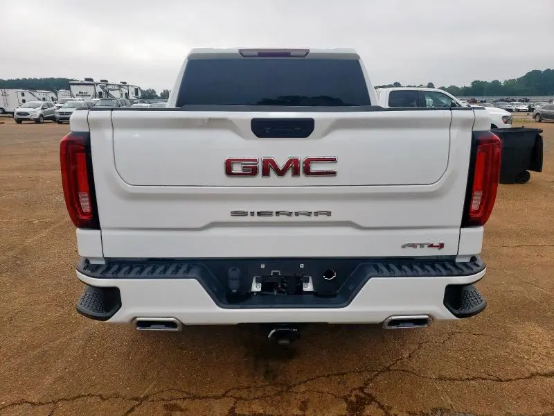 2021 GMC SIERRA K1500 AT4  