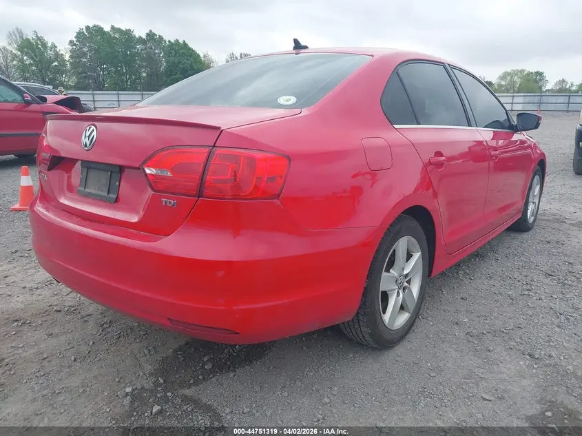2014 VOLKSWAGEN JETTA 2.0L TDI