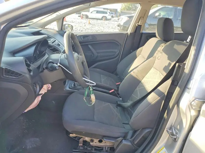 2015 FORD FIESTA S  