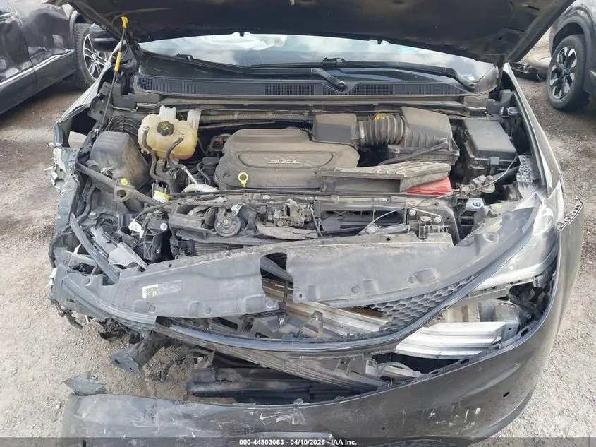 2019 CHRYSLER PACIFICA LIMITED