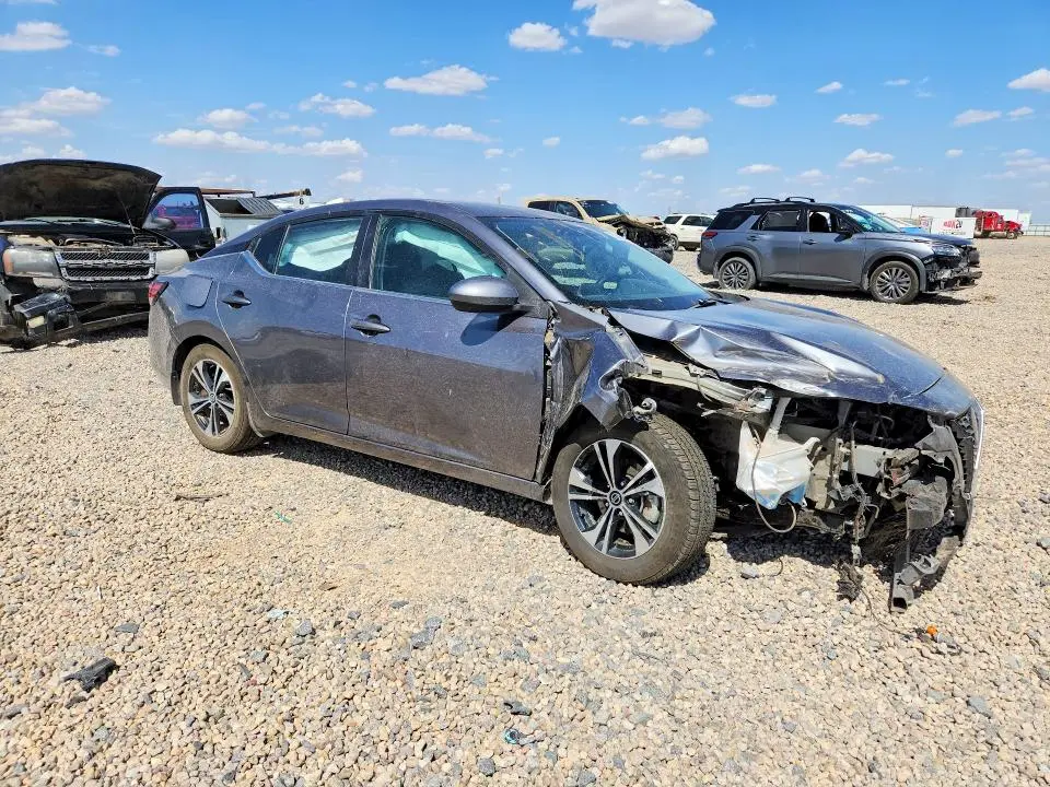 2022 NISSAN SENTRA SV  