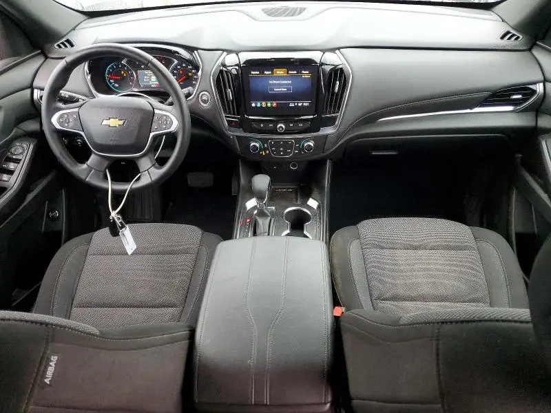 2023 CHEVROLET TRAVERSE LT  