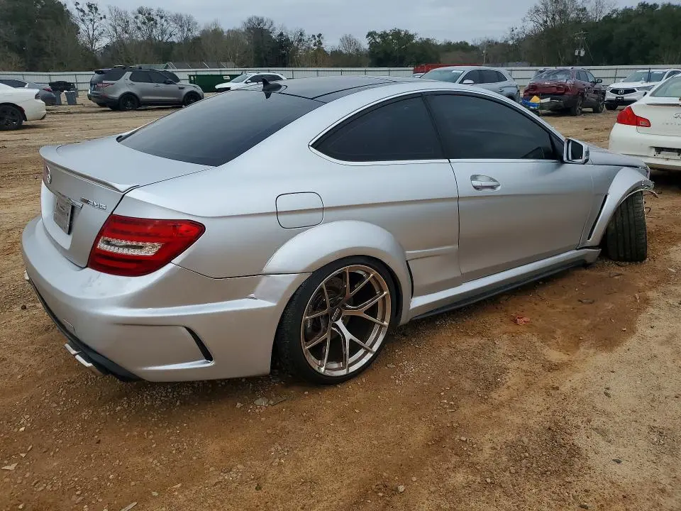 2012 MERCEDES-BENZ C 63 AMG  