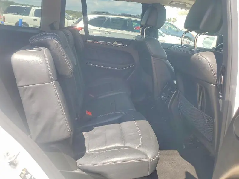 2015 MERCEDES-BENZ GL 550 4MATIC  