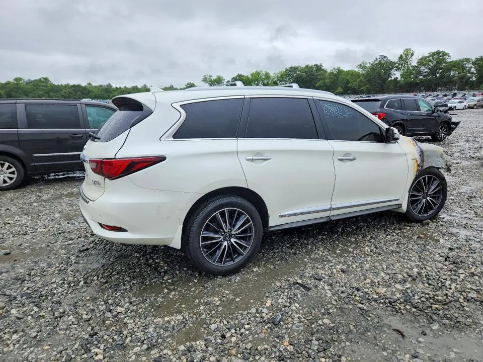 2019 INFINITI QX60 LUXE  