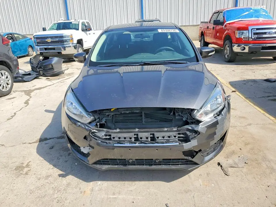 2016 FORD FOCUS SE  