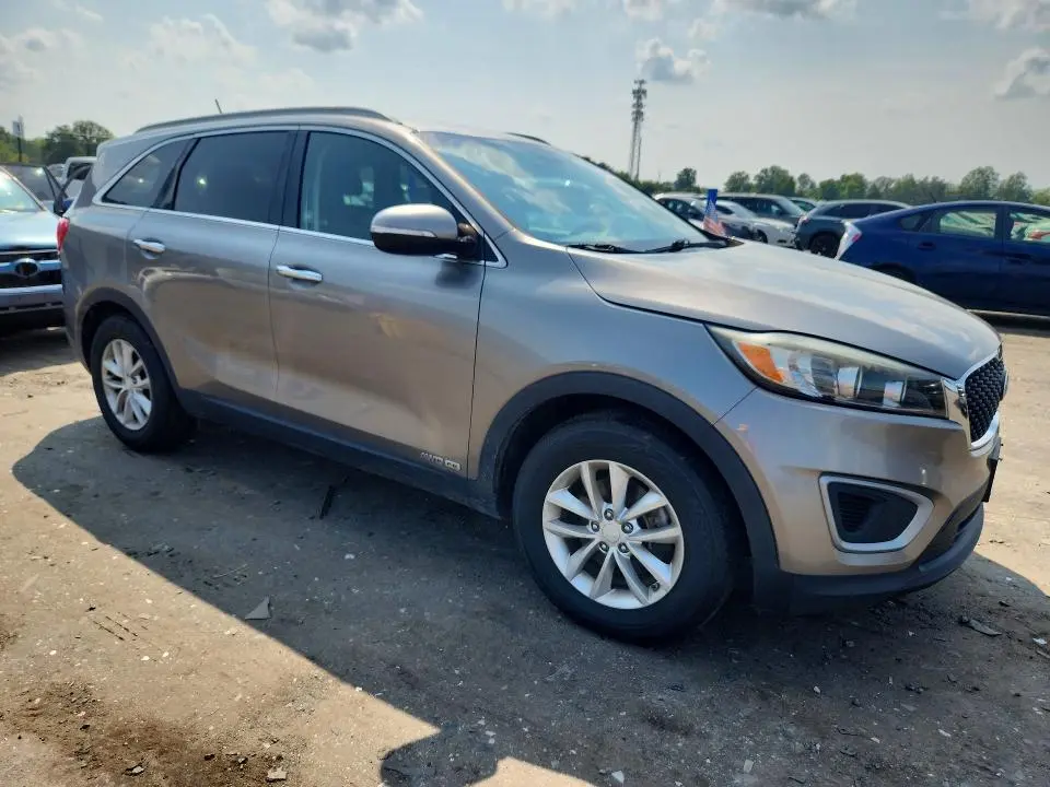 2017 KIA SORENTO LX V6  