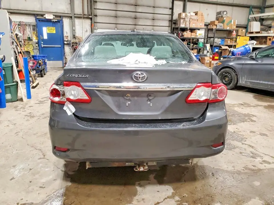 2013 TOYOTA COROLLA BASE  