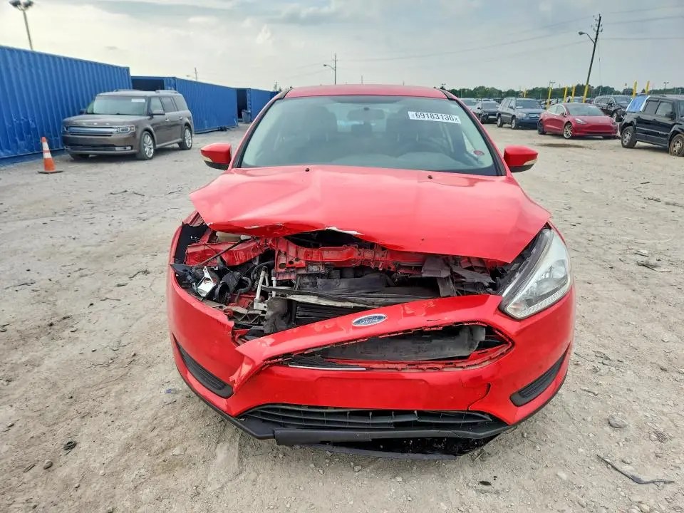 2017 FORD FOCUS SE  