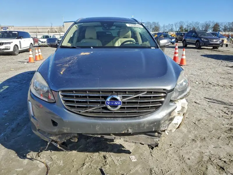 2016 VOLVO XC60 T5 PREMIER  