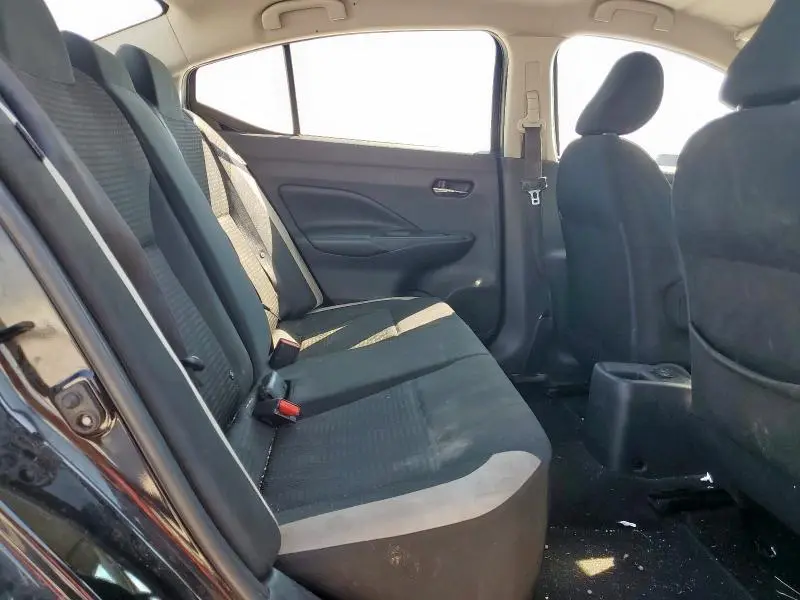 2020 NISSAN VERSA SV  