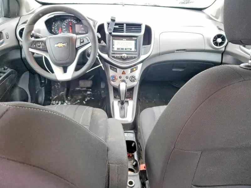 2017 CHEVROLET SONIC LT  