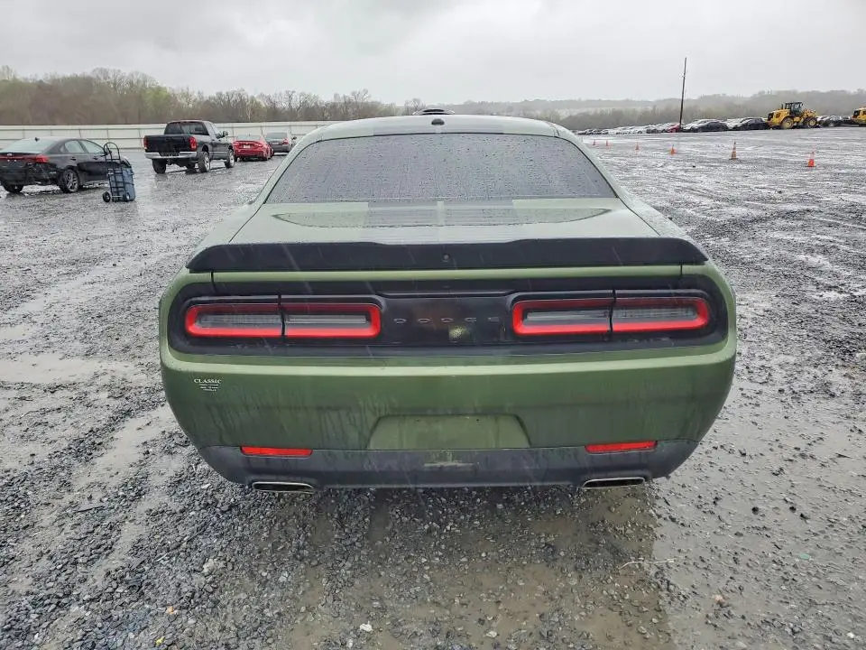 2022 DODGE CHALLENGER SXT  