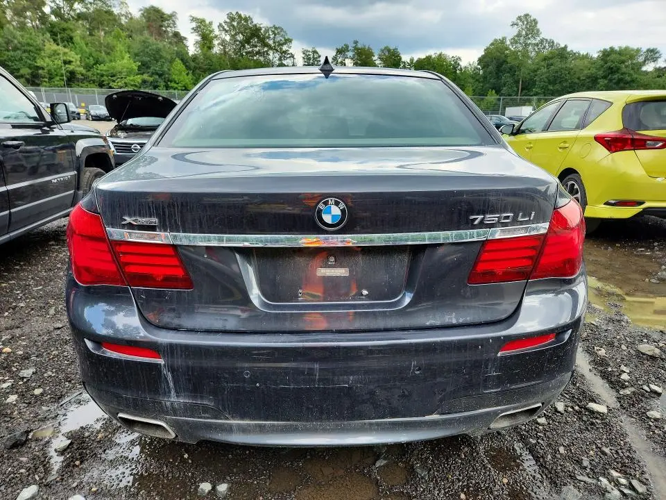 2013 BMW 750 LXI  