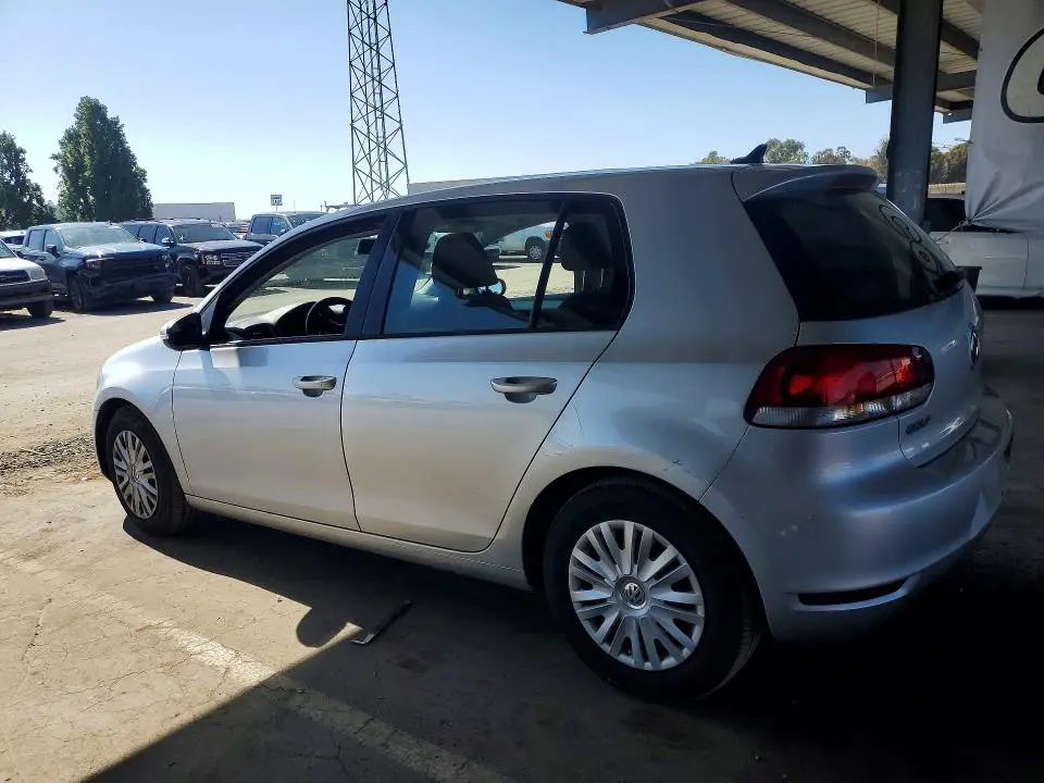 2013 VOLKSWAGEN GOLF   