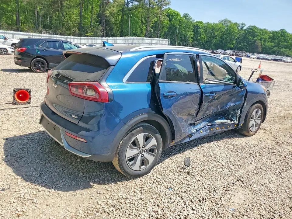 2019 KIA NIRO LX  