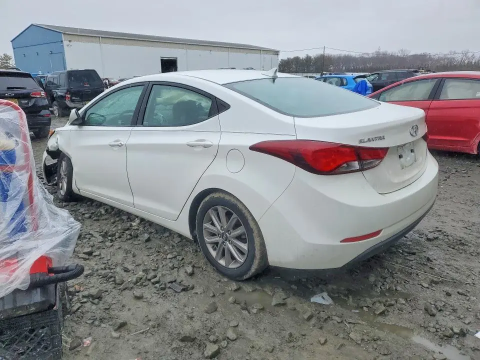 2014 HYUNDAI ELANTRA SE  