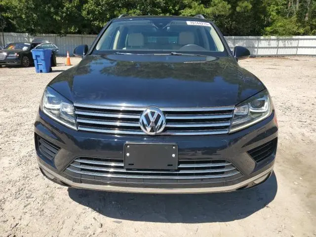 2016 VOLKSWAGEN TOUAREG SPORT  