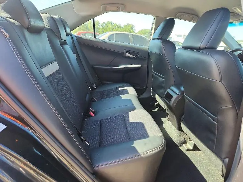 2014 TOYOTA CAMRY SE  