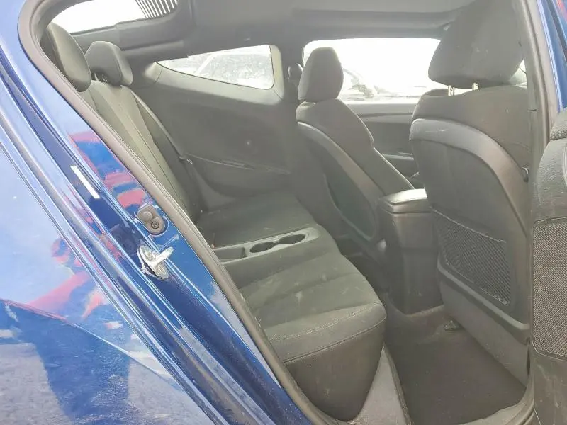 2017 HYUNDAI VELOSTER VALUE EDITION  