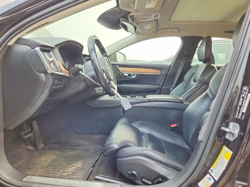 2019 VOLVO S90 T8 INSCRIPTION  