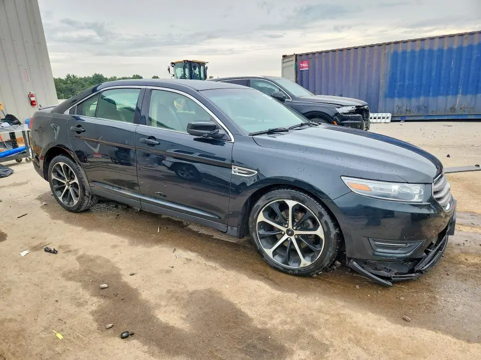 2014 FORD TAURUS SEL  