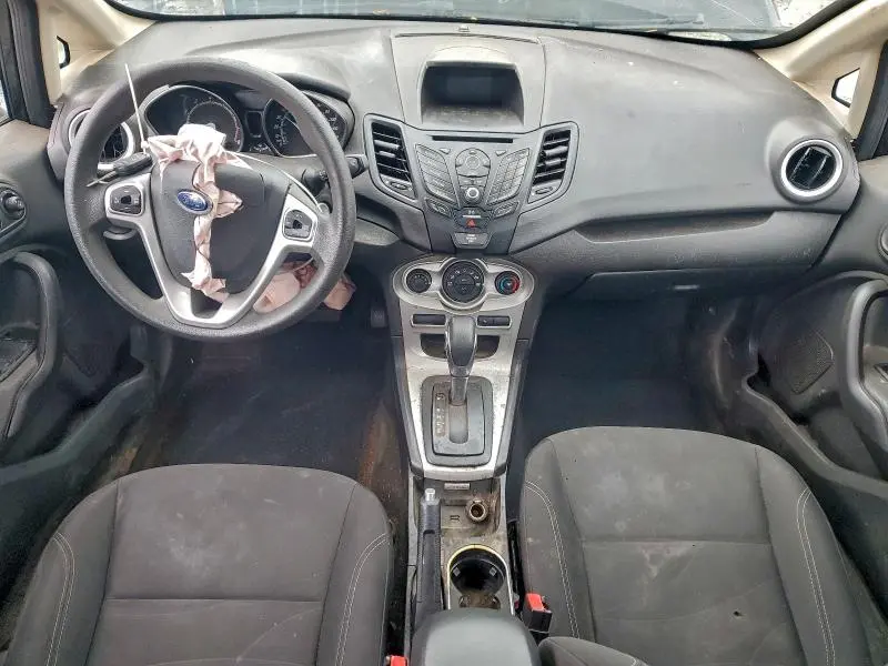 2017 FORD FIESTA SE  
