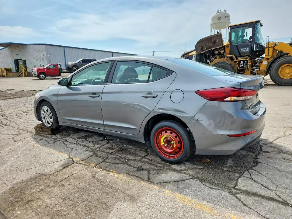 2018 HYUNDAI ELANTRA SE  