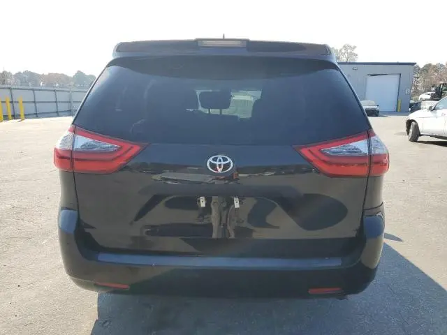 2020 TOYOTA SIENNA L  