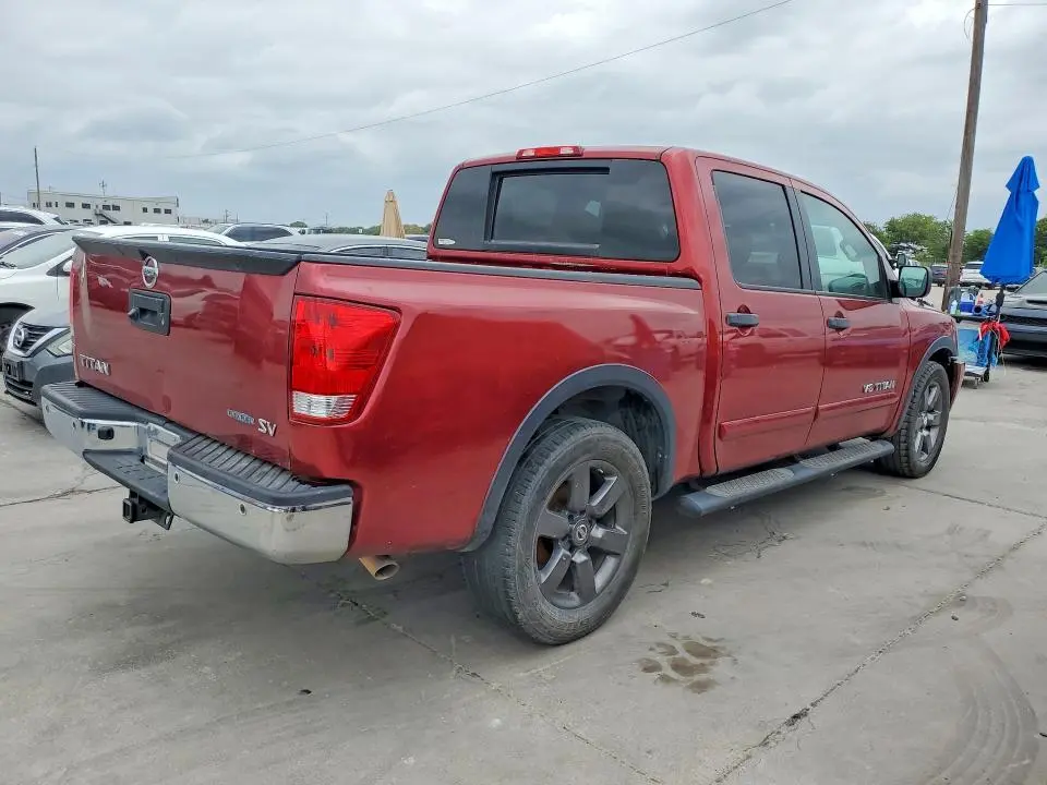 2015 NISSAN TITAN SV  