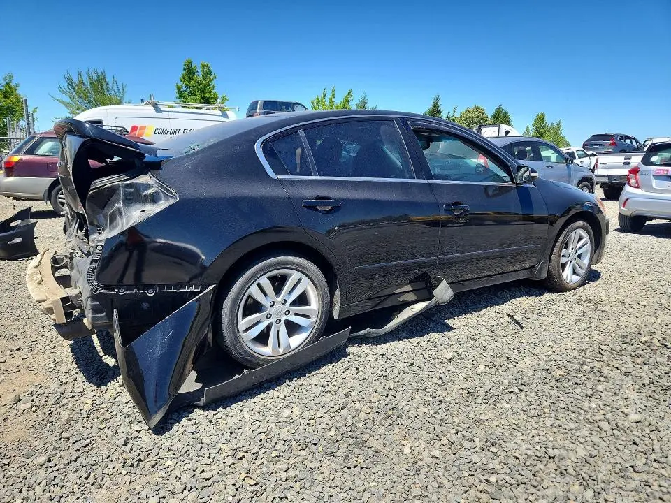 2011 NISSAN ALTIMA SR  