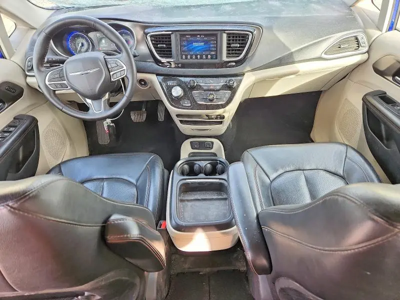 2020 CHRYSLER PACIFICA TOURING L  