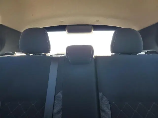 2018 NISSAN KICKS S
