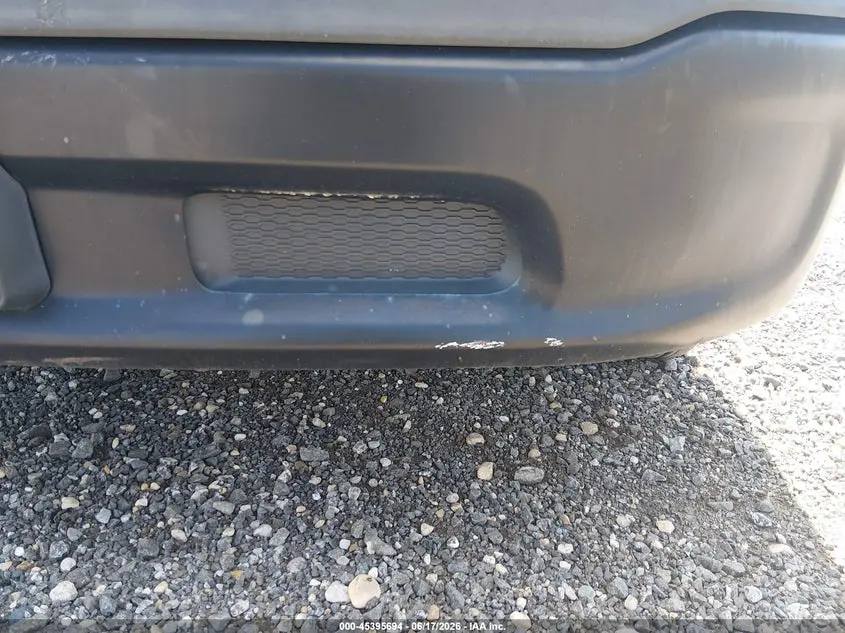 2017 RAM 1500 TRADESMAN  4X2 8' BOX