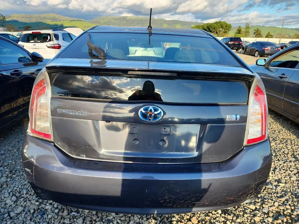 2015 TOYOTA PRIUS TWO  