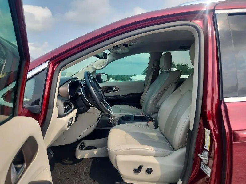 2017 CHRYSLER PACIFICA TOURING L PLUS  