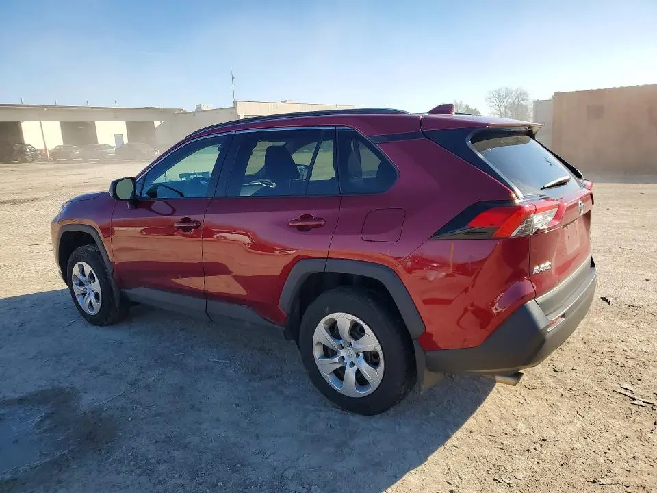 2021 TOYOTA RAV4 LE  
