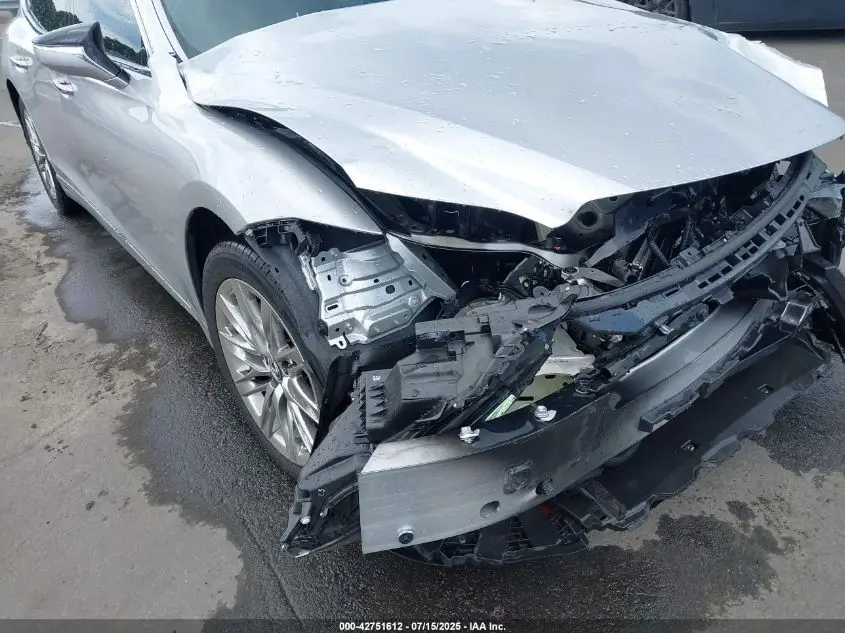 2019 LEXUS LS 500  